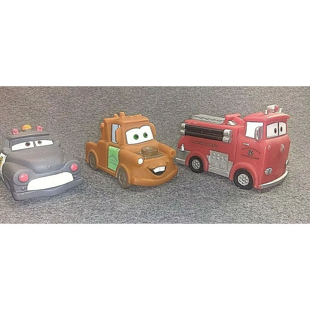 DISNEY PIXAR CARS CHARACTER Set Of 3 Trucks